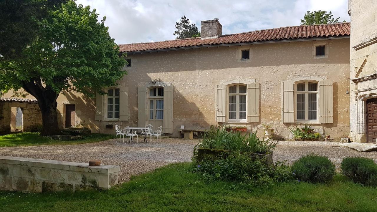 Gite Du Chateau De Pernan Avy Zewnętrze zdjęcie